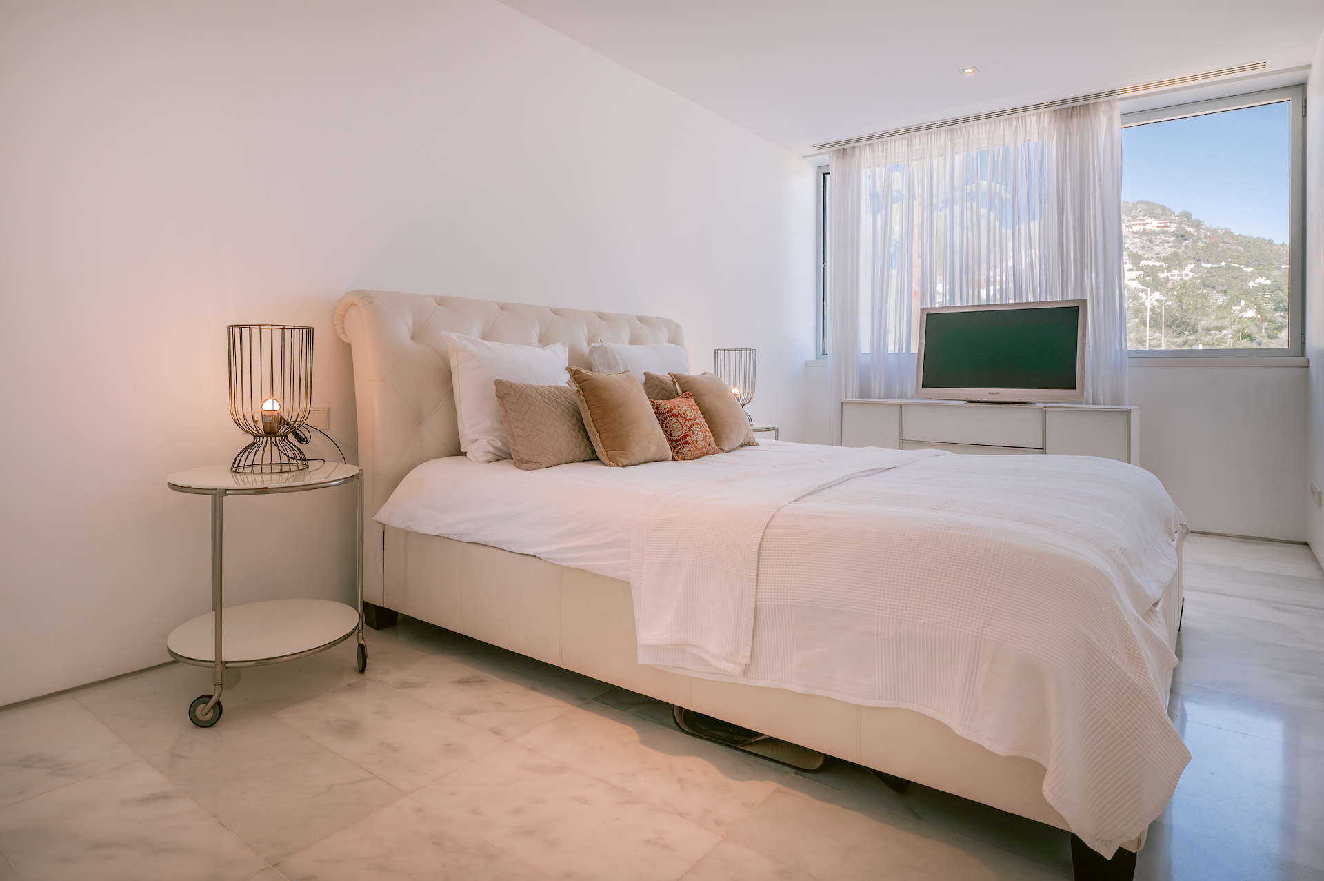 Resa Estates Talamanca for sale Pouet luxury bedroom 4.JPG